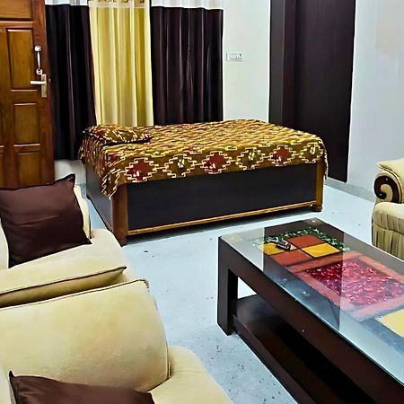 Ramayana Grand Hotel Ayodhya Kültér fotó