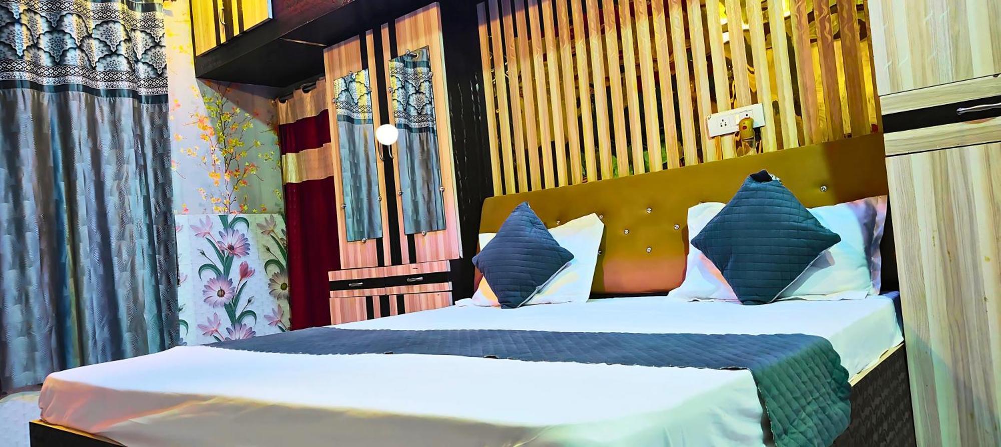 Ramayana Grand Hotel Ayodhya Kültér fotó